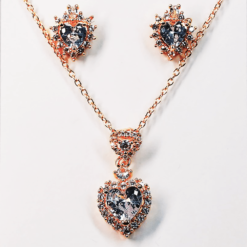 Love Shape Necklace Set
